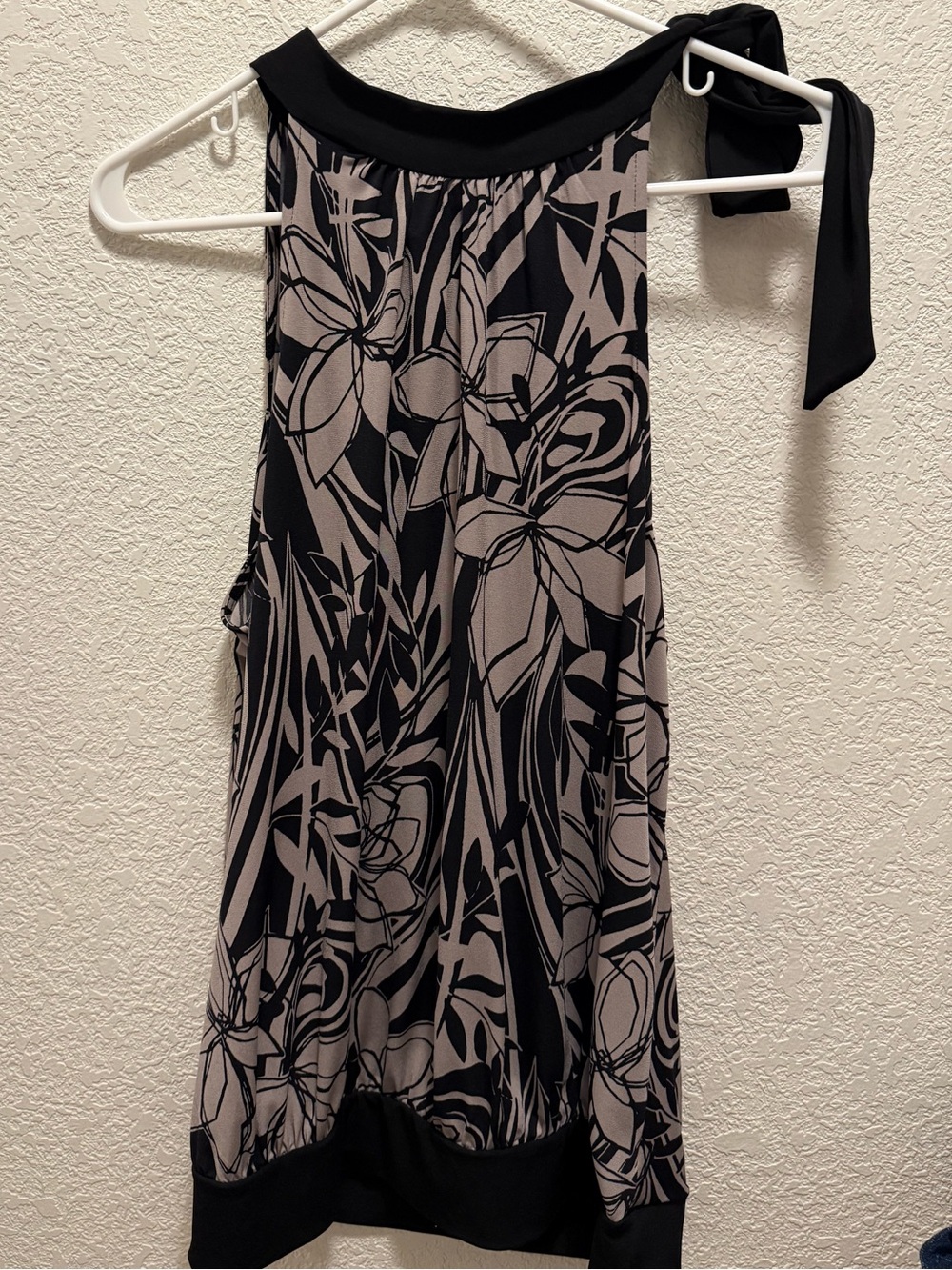 Style & Co. Black and Beige Abstract Floral Top